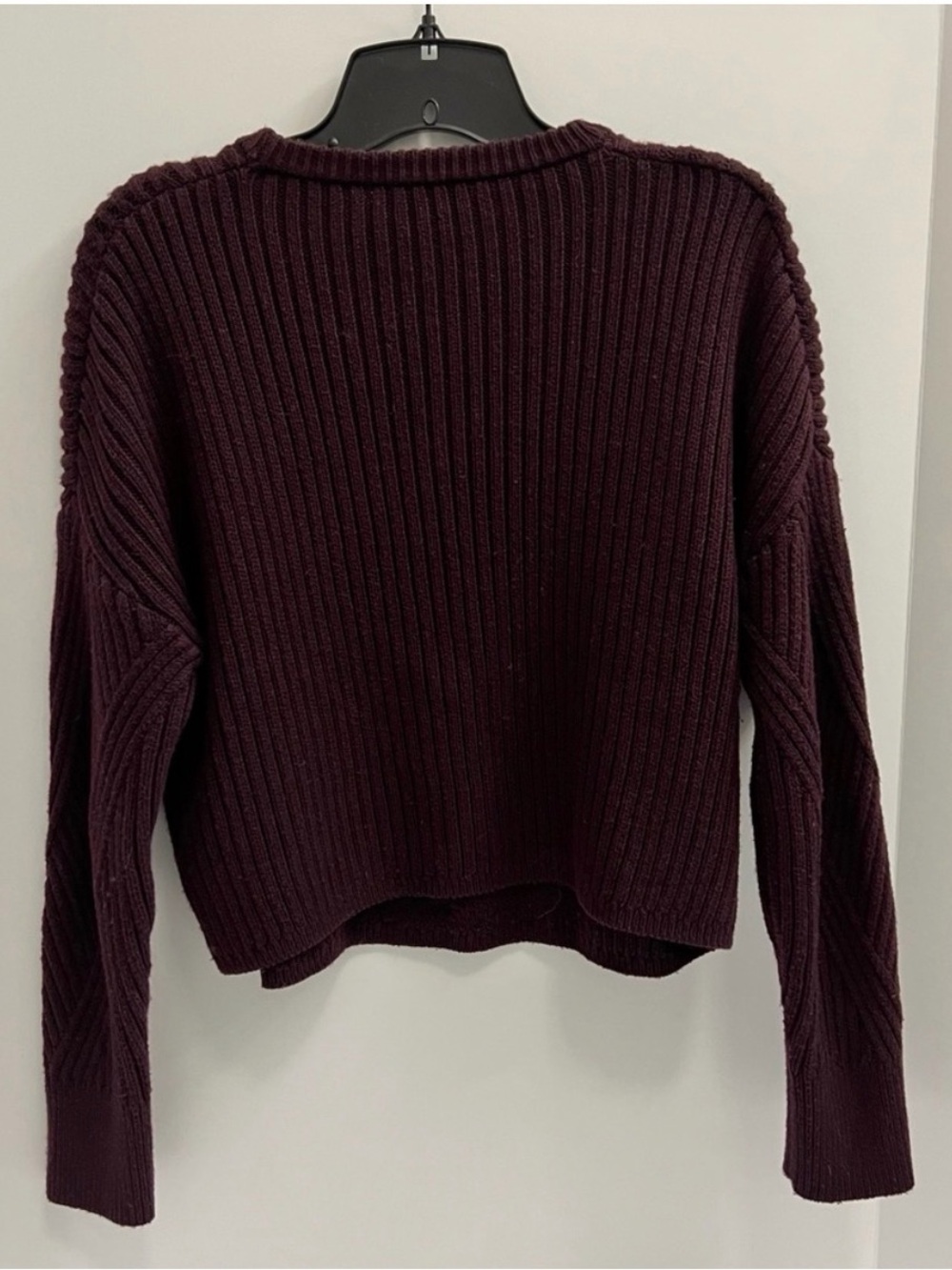 Express Crewneck Sweater Size
XS Bundle of 3 Olive Green, Yellow and Burgundy - Picture 12 of 16